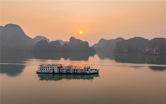 Du thuyền Indochine Grand Lan Hạ